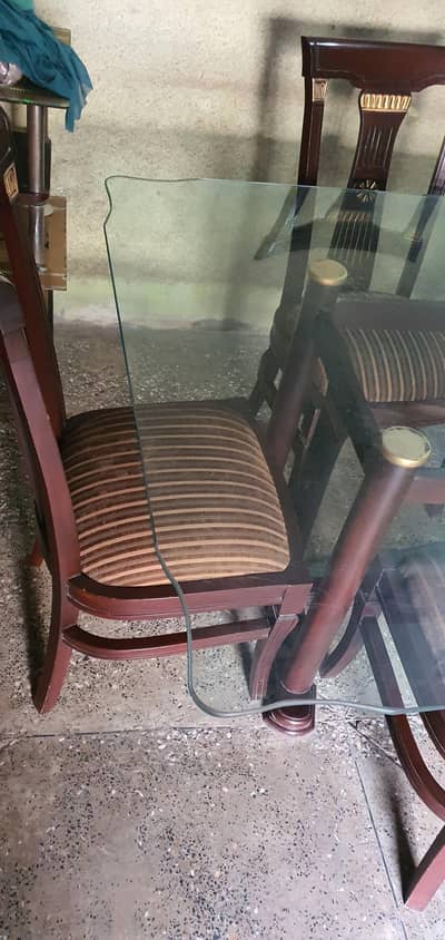 Dining table 10/10 condition