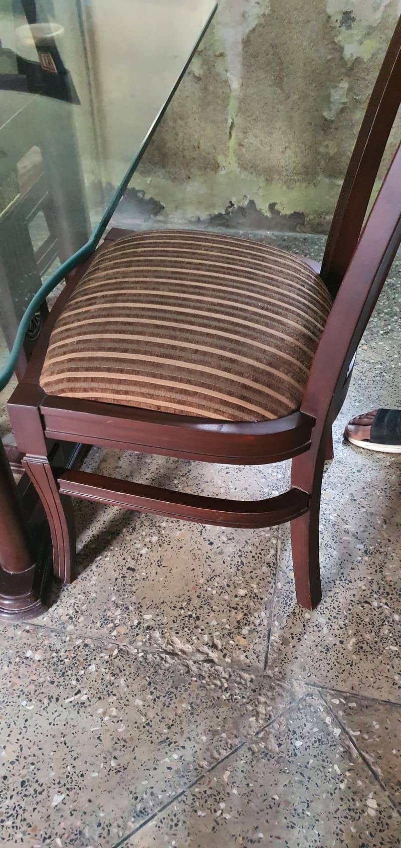 Dining table 10/10 condition 5