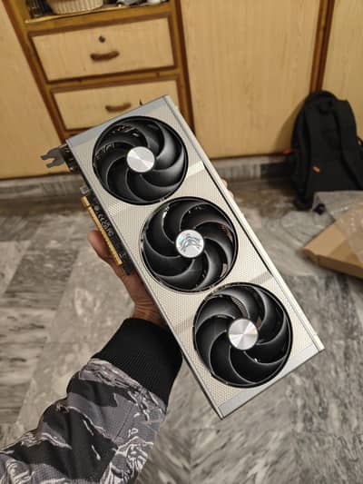 Shaphire RX9060XT 16GB Nitro Plus