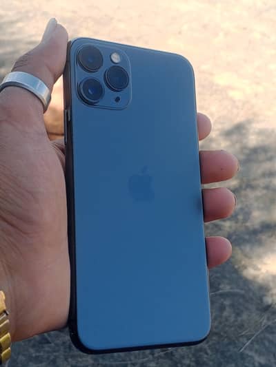 iphone 11 pro non pta 2month sim working Betry 70 face toton oky