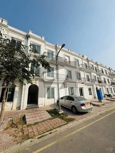 Bahria orchard Lahore 5marla apartment for rent brand new first entry