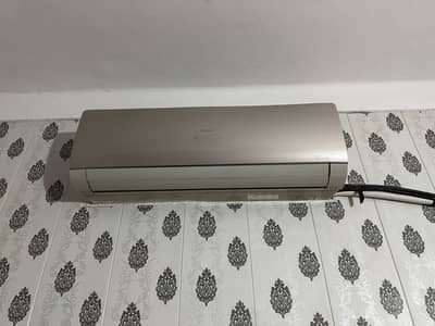 urgent sale 1.5 ton DC inverter