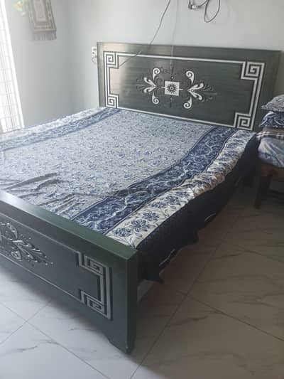 KING SIZE BED FOR SALE
