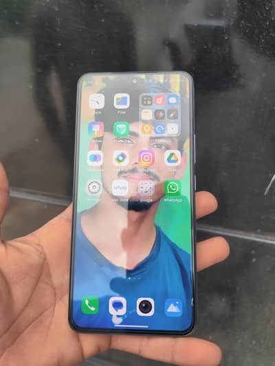 VIVO V60