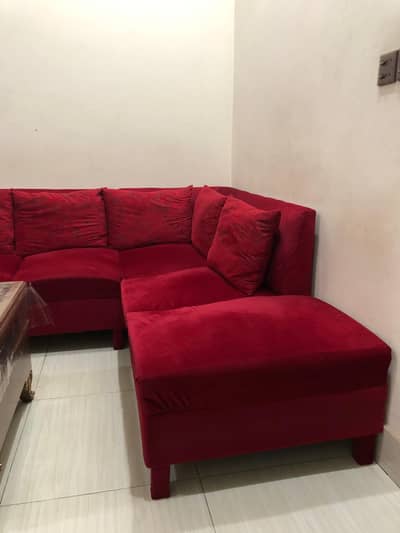 sofa L shaped dark red colour