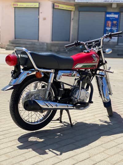 Honda CG125 SE red Chrome 2023 13k driven