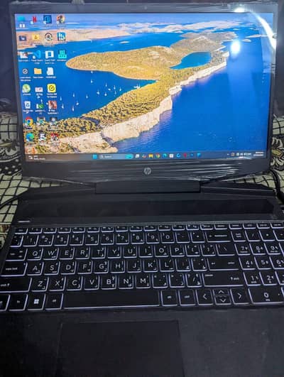 HP PAVILION 15dk 4gb ddr6 gpu