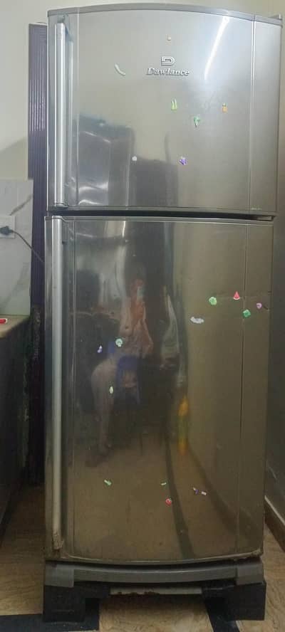 Refrigerator Dwalanc in good working condition