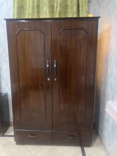 Wardrobe Almari