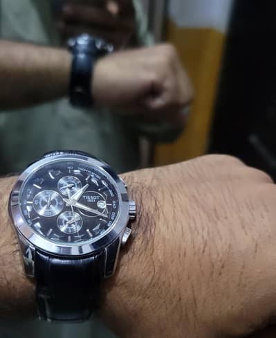 Tissot working Chronograph Fashion Watch with Box 9/10 condition