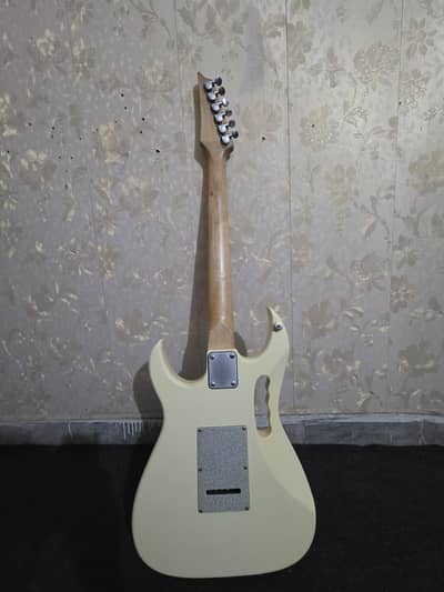 Eletric Guitar and Amp for sale