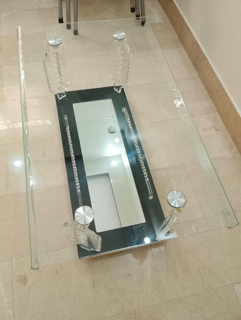 Acrylic Center Table 4