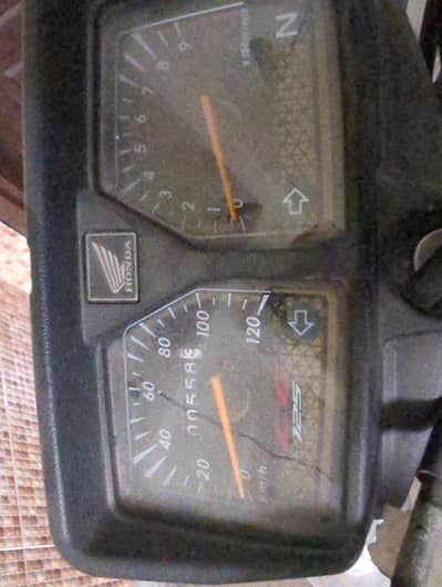 Honda 125 self start gold edition black colour