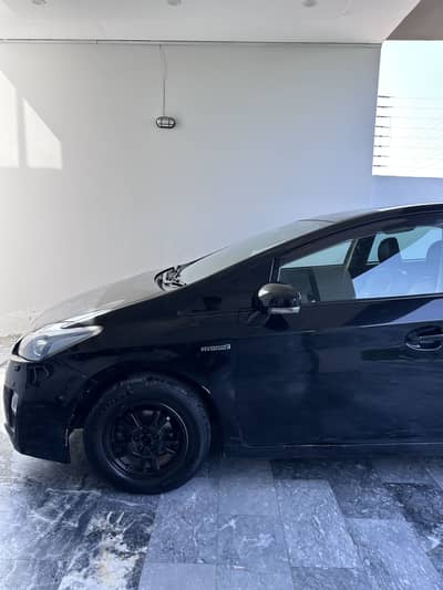 Prius 1.8 G Led Leather addition