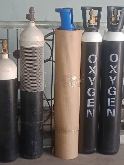 MEDICAL OXYGEN GAS CYLINDER – PORTABLE FOR HOME & PATIENT USE