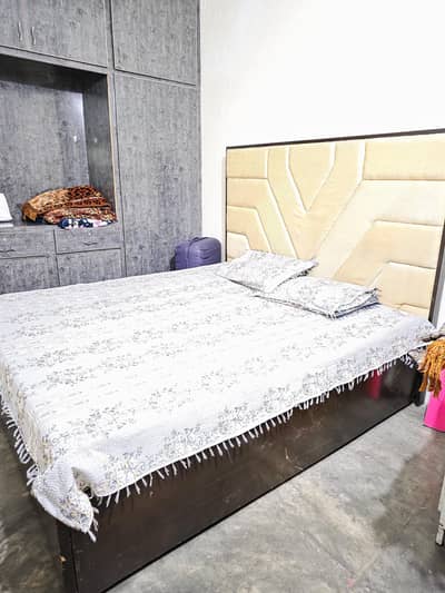 king size bed for sell