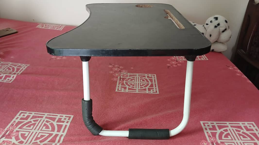 laptop table 4