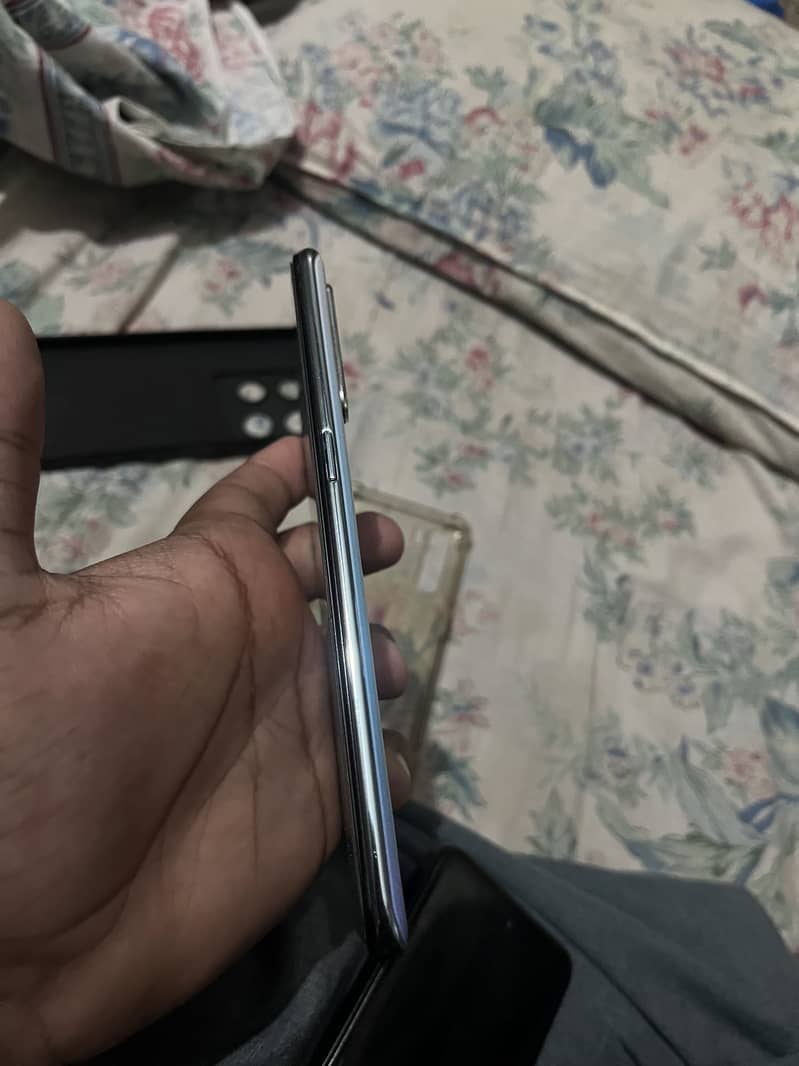 Oppo f15 10/10 condition 1