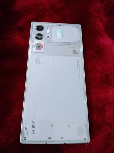 ZTE Redmagic 9 pro plus 16 + 512 gb  PTA Approved