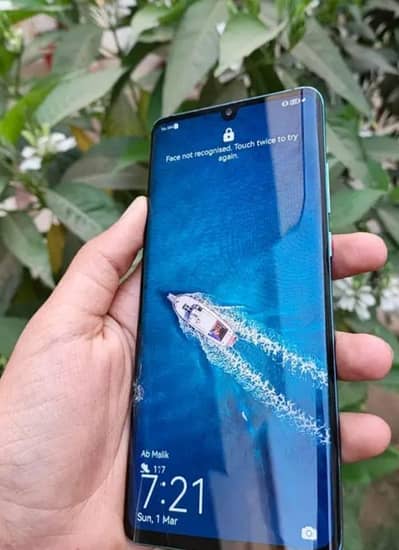 Huawei P30 Pro 8 256 front class broken hai 0302 7868074