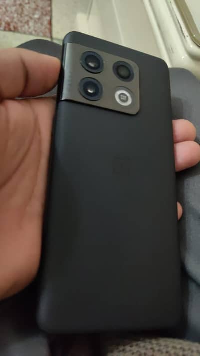 Oneplus 10 pro (Best for PUBG lovers)