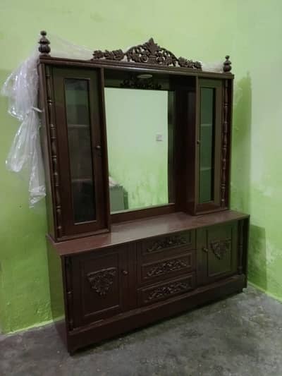 solid wooden dressing table brand candetion for sale in Lahore