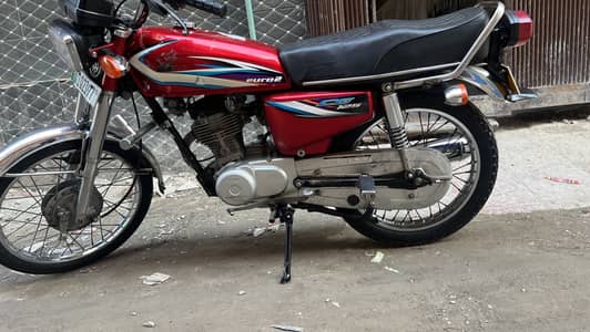 Urgent sale 125 rwp ragistration model 2015 smart card  03490549100