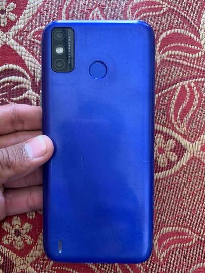 Tecno Spark 6 Go 4,64