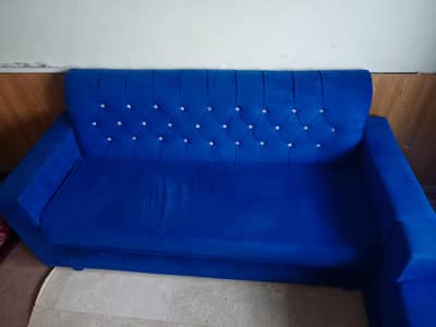 5 Seater 10/10 condiftion sofa