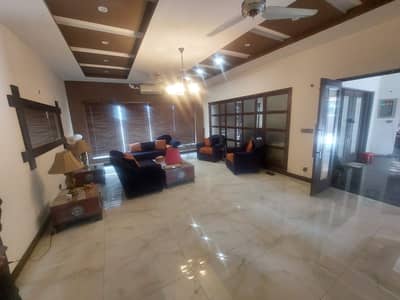 10 MARLA HOUSE AVAILABLE FOR RENT AT GAS INSTALLED