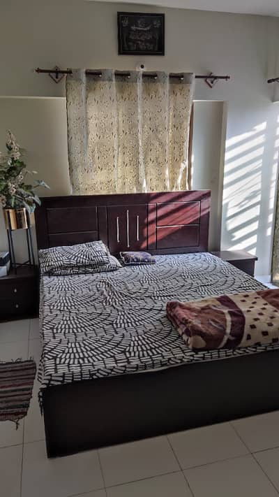 Lakhani Fantasia Two Bedroom Drawing And Dining Leased Flat For Sale