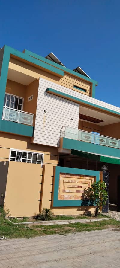 10 MARLA Diamond city PREMIUM QUALITY HOUSE WITH 3 KWA SOLAR INSTALLED