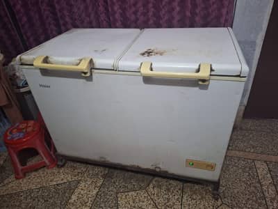 2 door defreezer urgent sale