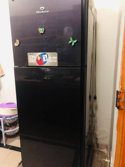 dawlance fridge in neat condition