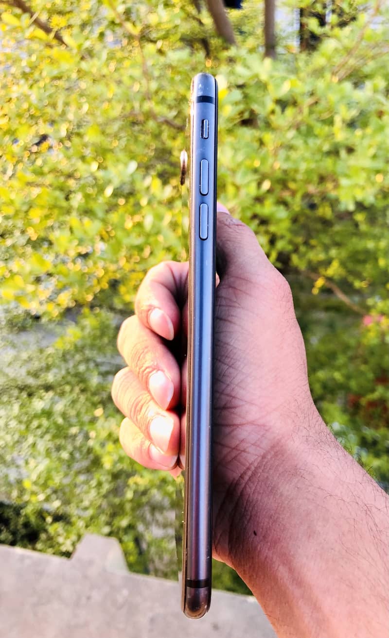 Iphone 8 plus SIM WORKING 3