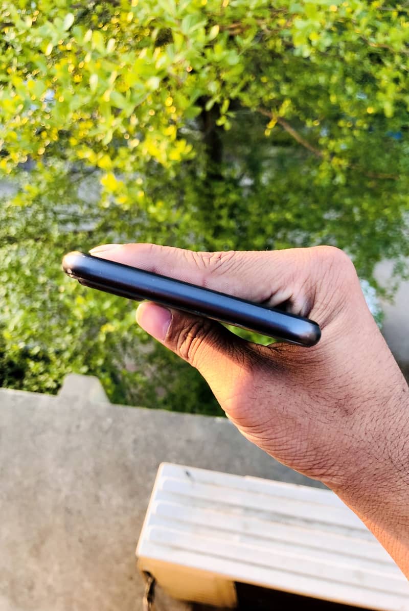 Iphone 8 plus SIM WORKING 5