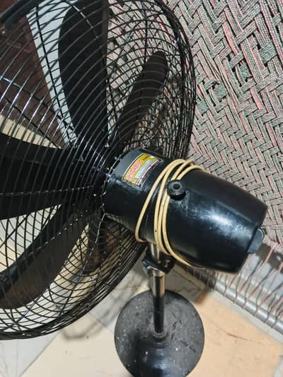 Pedestal Fan for Sale