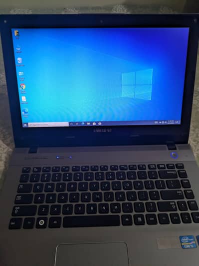 Samsung Core i5 Laptop 6GB/160GB For Sale