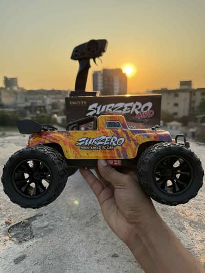High-Speed RC Car 40km/h, 4WD Off-Road a 1:16 scale ( Remote control