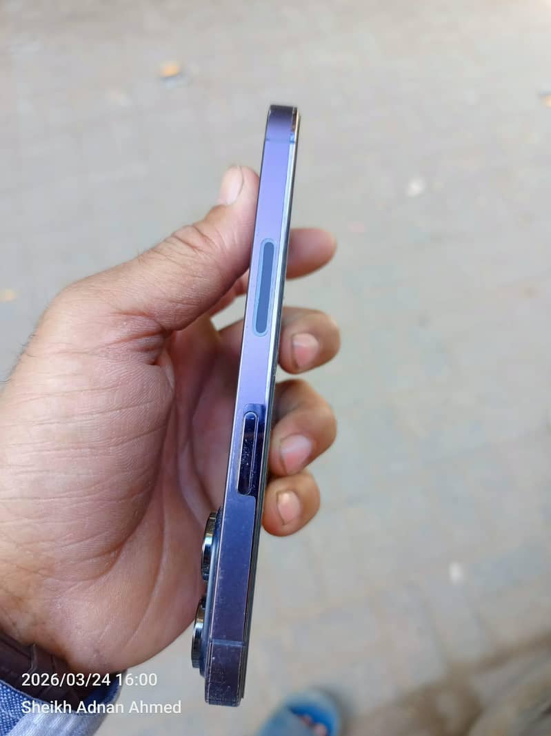 Iphone 14 pro. 3