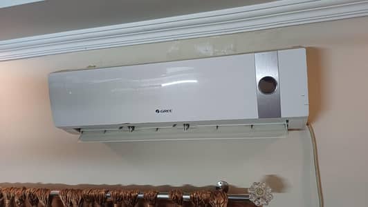 Gree 1.5 Ton Used (5years) AC