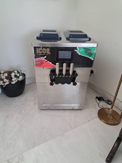 Imported Ice Cream Machine New Condition
