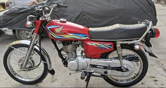 0/3/4/9/0/6/7/4/4/4/8/ only WhatsApp on Honda CG 125 for sale