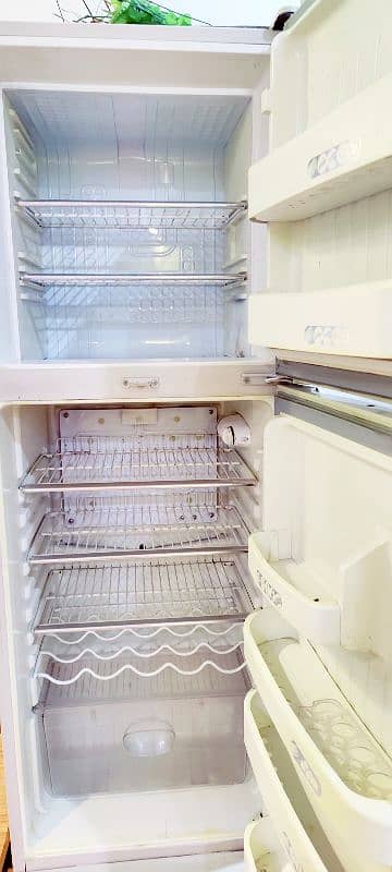 Orient Refrigerator good condition 2