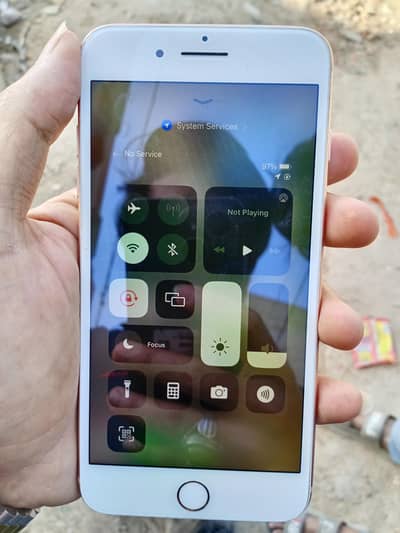 iphone 8 plus non PTA 6GB RS 16K