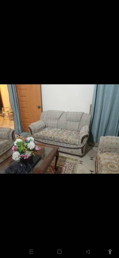 7 seater sofa + table + sindri frame for sale