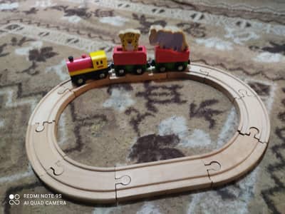 Wooden train set with animals – complete set