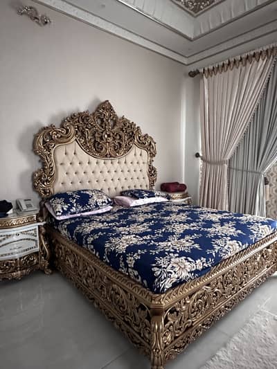 King size bed set