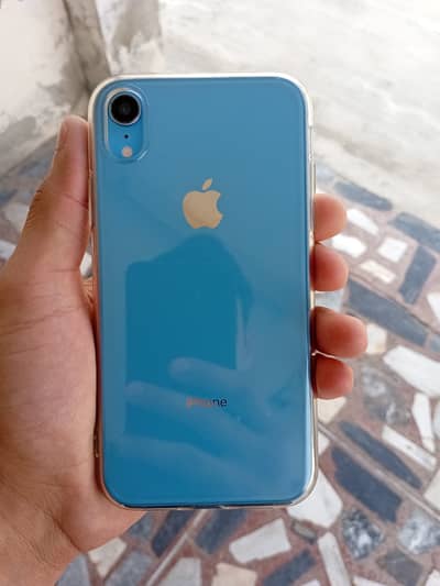Iphone XR (128GB) FACTORY UNLOCK