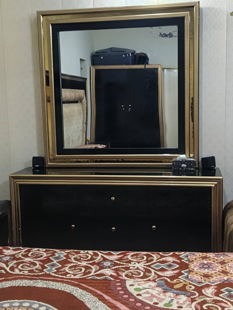 Bed Dressing side table 1
